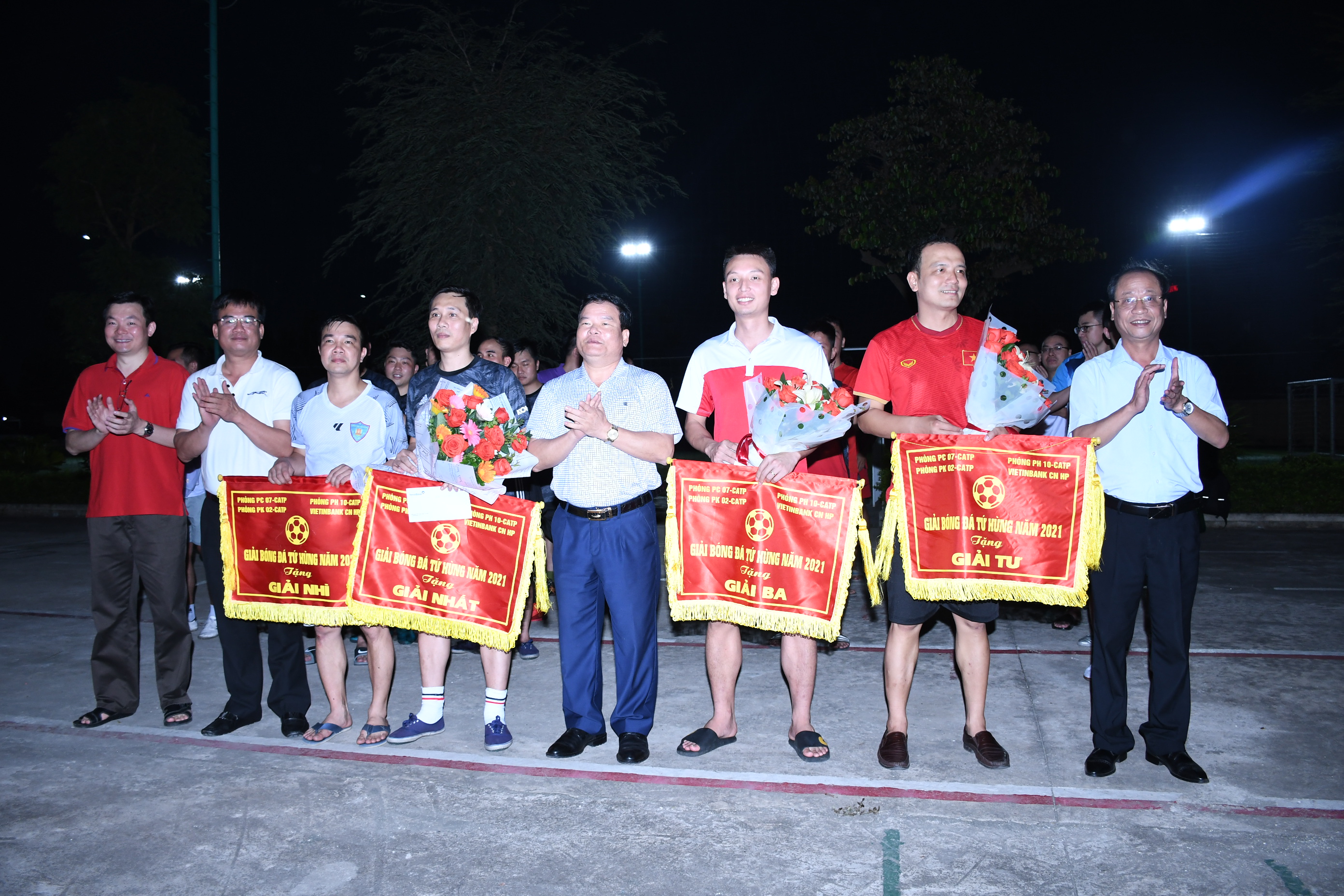 Phòng Cảnh sát PCCC và CNCH tổ chức Giải bóng đá tứ hùng